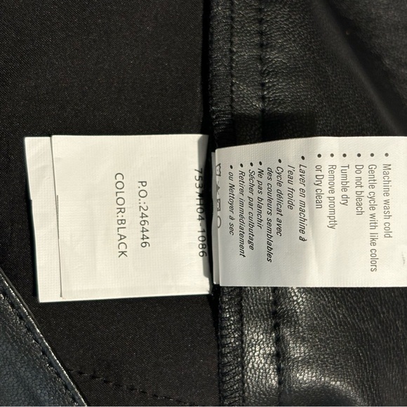 PAIGE Sz 6 Faux Leather Pants Pleated Front Zipper Elastic Hem Pockets Vegan - Picture 14 of 14